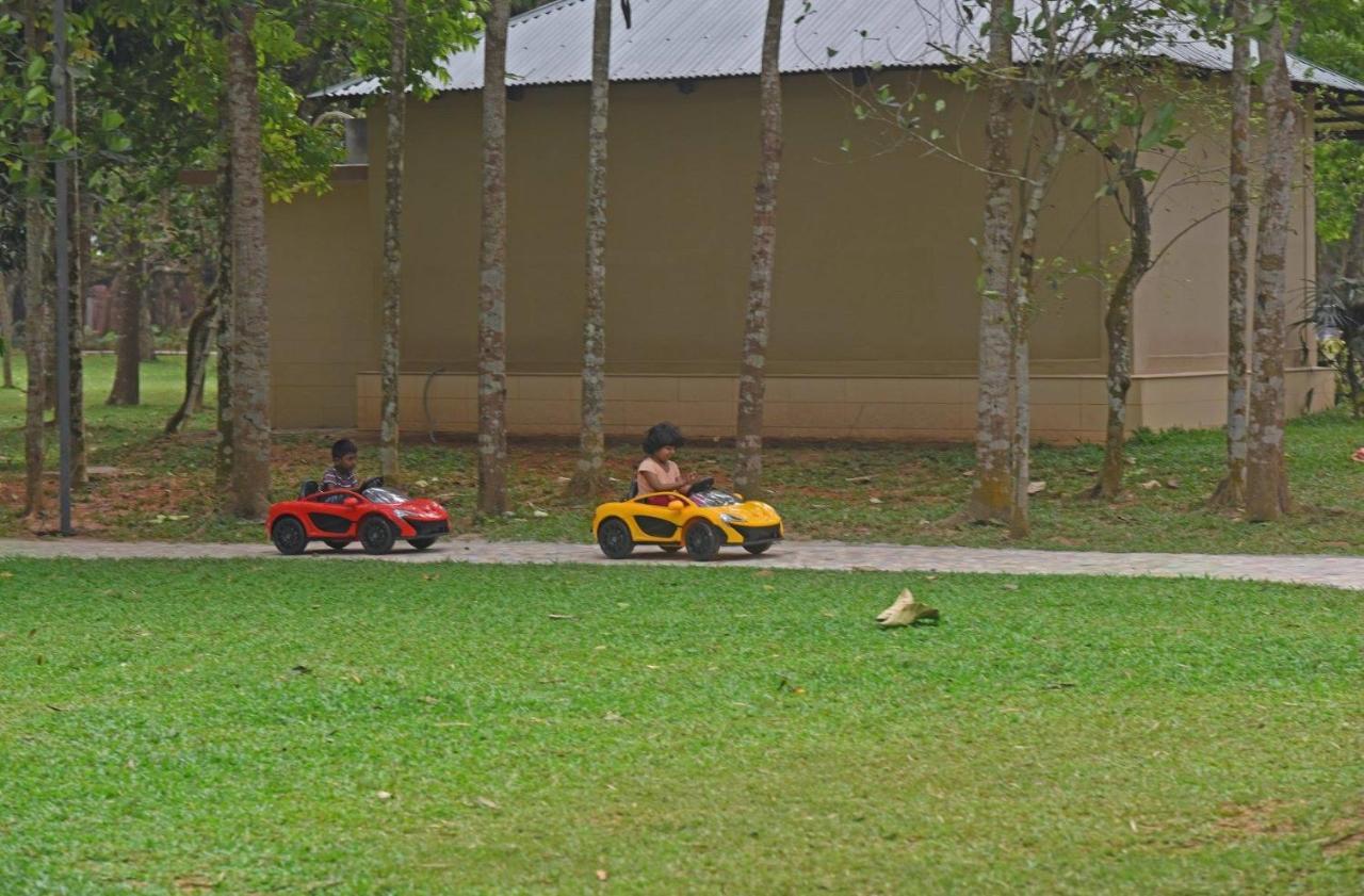 Sarah Resort Gazipur 外观 照片
